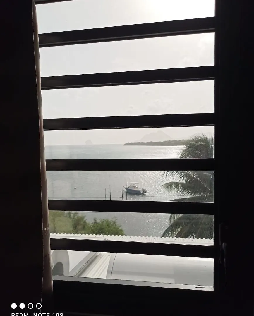 Les Pieds Dans L'Eau Face A La Mer Des Caraibes Jacuzzi Sainte-Luce Trois-Rivieres Apartamento